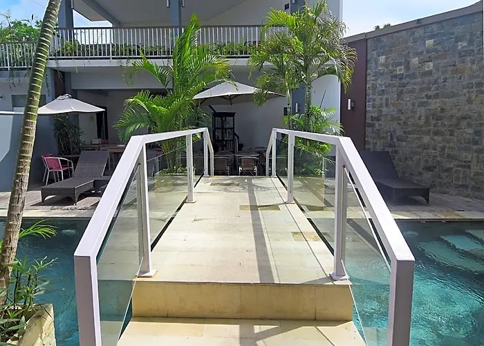 M Bali